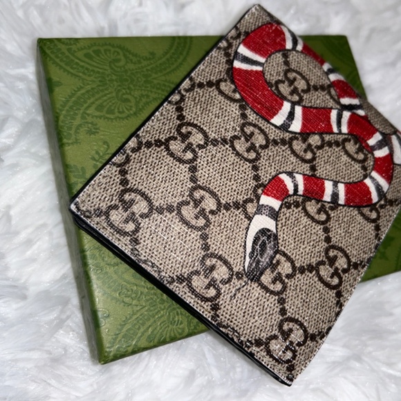 Mens Gucci Wallet - Picture 7 of 11